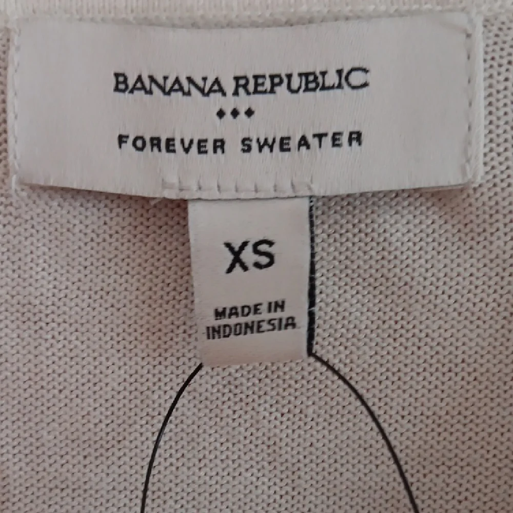 Banana Republic Off-White Button-Up Cardigan - Picture 2 of 4